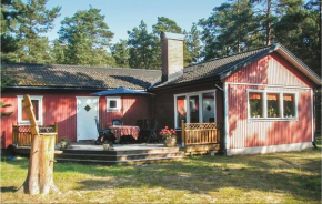 Three-Bedroom Holiday Home in Yngsjo Yngsjö